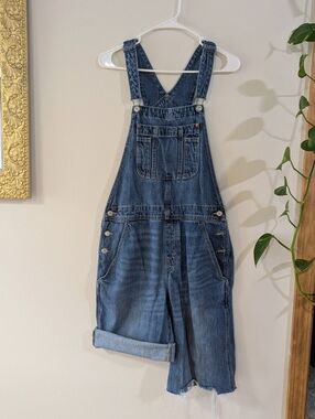 Old Navy Cutoff Shortalls
